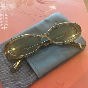 Brand new | Le Specs| OUTTA LOVE | TORT